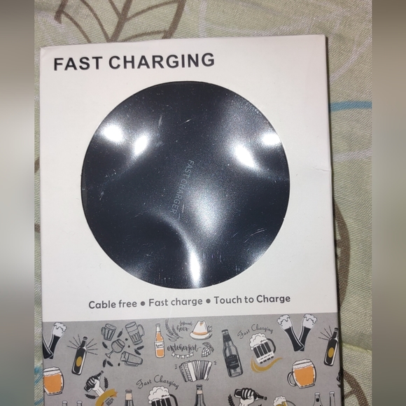 Qi wire free fast charger - Picture 2 of 3